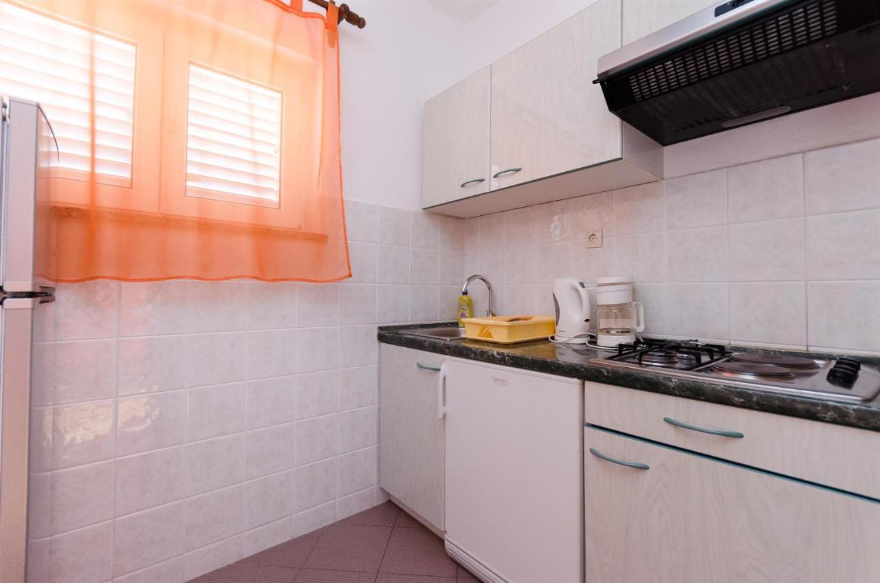 Apartments Mirjana B Lopar Buitenkant foto
