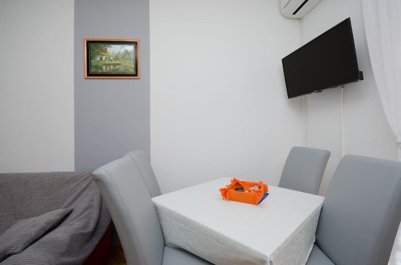 Apartments Mirjana B Lopar Buitenkant foto