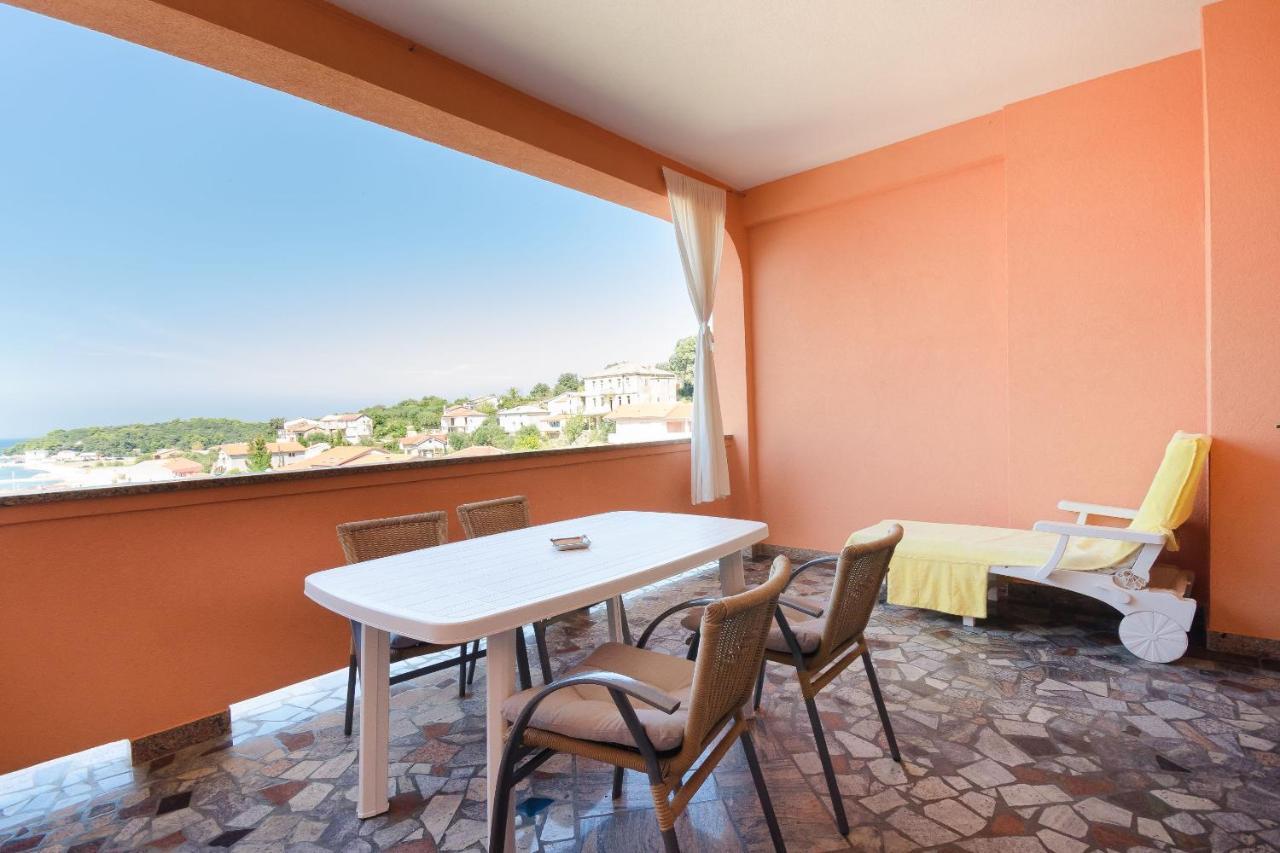 Apartments Mirjana B Lopar Buitenkant foto
